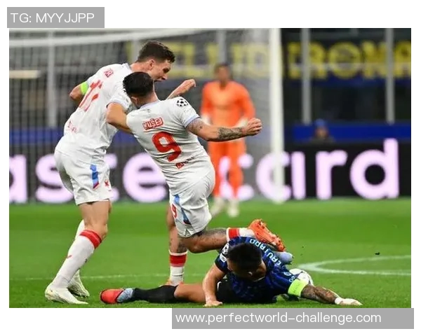 友谊赛惊现冷门AC米兰小胜那不勒斯引发争议判罚热议